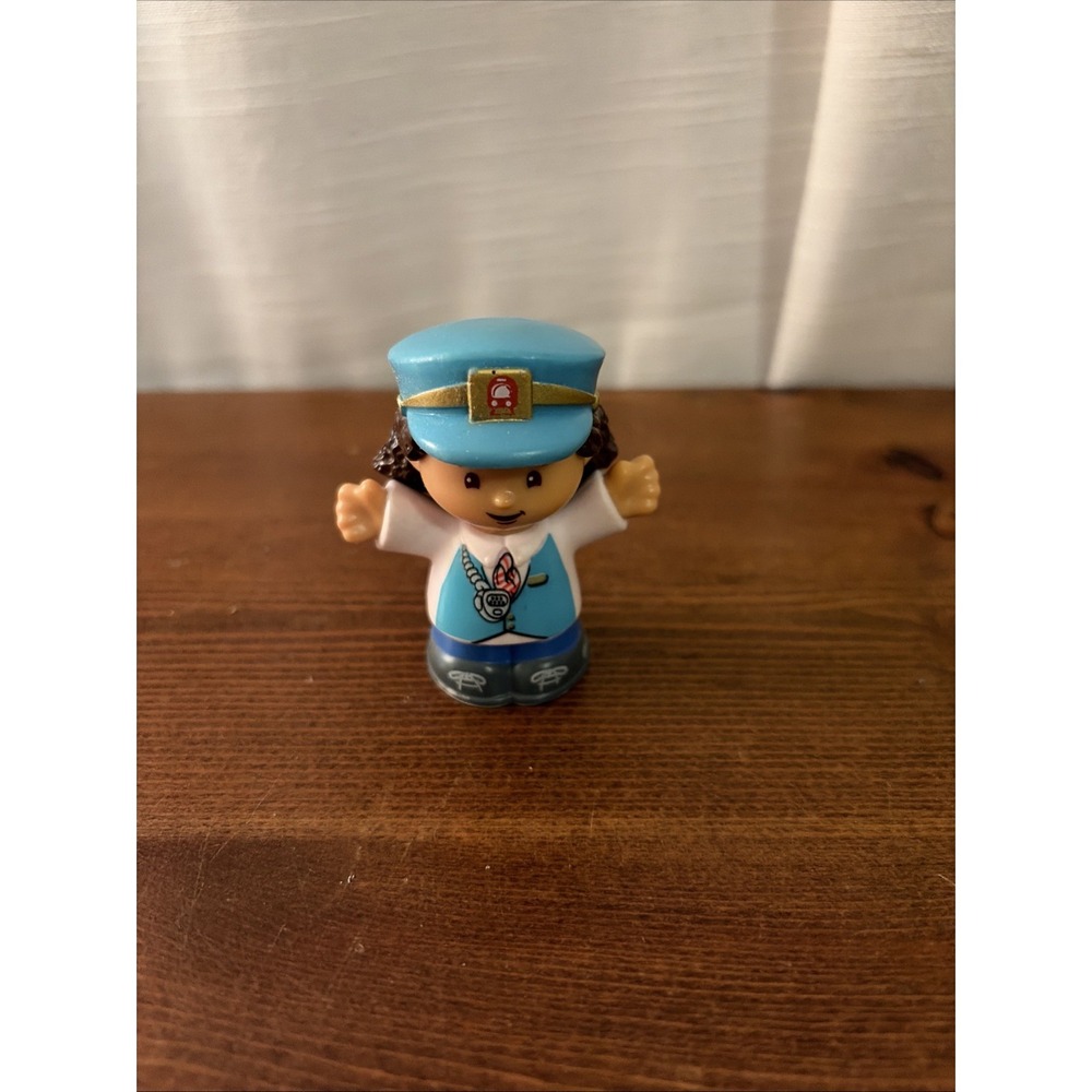 FISHER PRICE LITTLE PEOPLE FRIENDLY PASSENGERS TRAIN CONDUCTOR REPLACEMENT PIECE